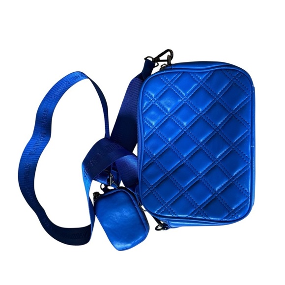 Steve Madden Blue Crossbody Quilted  Bag with Sleek Design - Picture 6 of 15